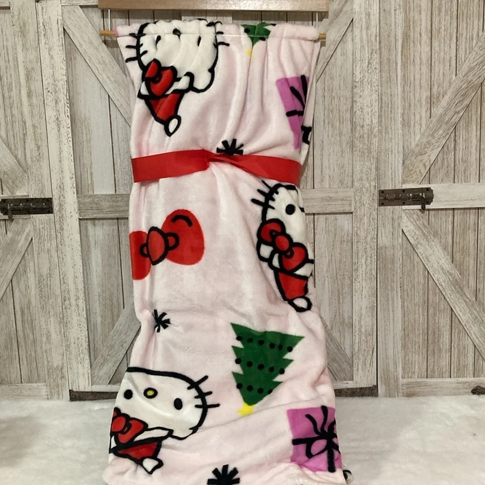 Hello Kitty Christmas Throw Blanket